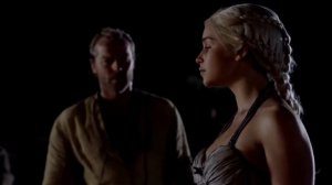 Дейенерис входит в огонь