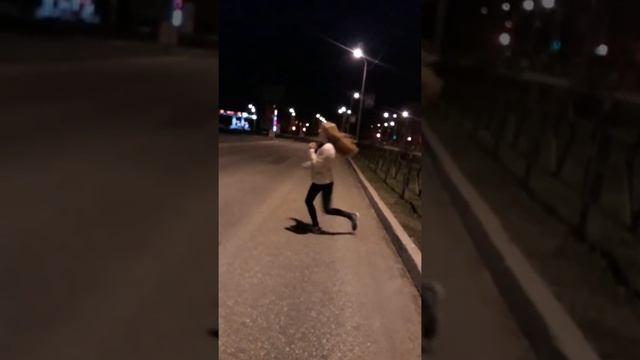 Танцы под фонарем смотреть онлайн