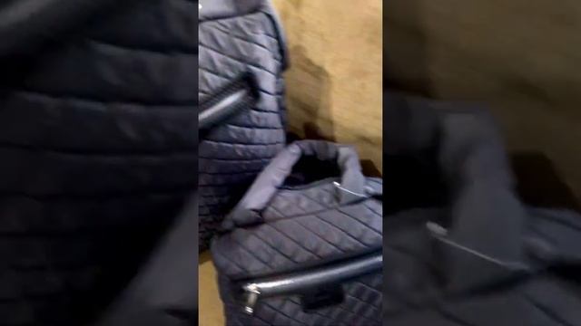 Крутые Дорожные сумки Шанель на колёсах . Комплект , колеса можно отстегнуть. ручная кладь 55 см￼ смотреть онлайн