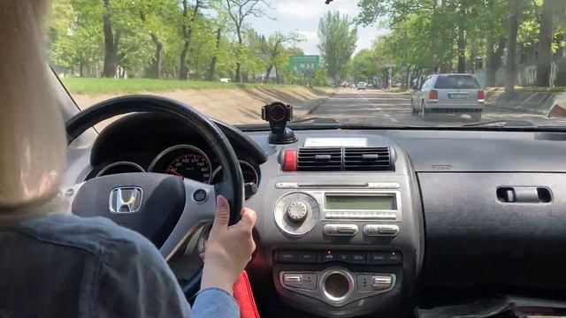 Я начинающий водитель. Езжу по трассе легко, но город... смотреть онлайн