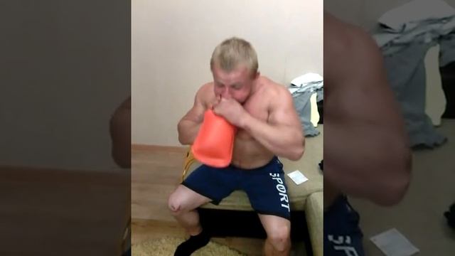 лопнул грелку смотреть онлайн