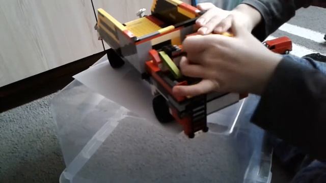 БЕЛАЗ из лего смотреть онлайн