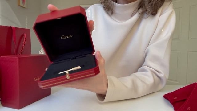 Cartier Love Bracelet Small, review and help with measuring for perfect fit смотреть онлайн