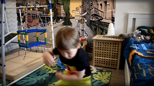 СУПЕР ТАНЦЫ КИРИЛЛА, УЧИМ НОВЫЕ ДВИЖЕНИЯ ВМЕСТЕ смотреть онлайн