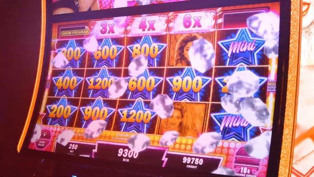 Madonna Slot Game смотреть онлайн