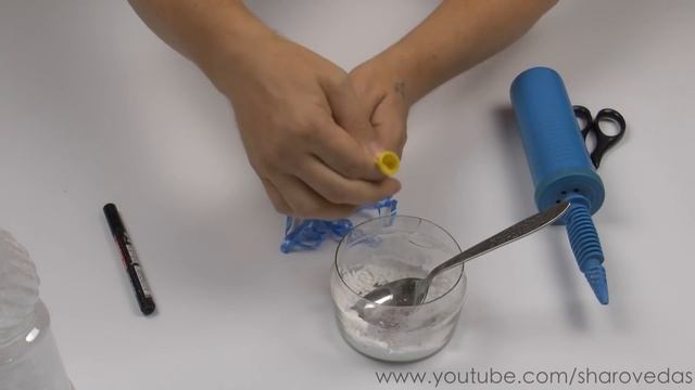 Шарик антистресс / Balloon antistress toy video tutorial. смотреть онлайн