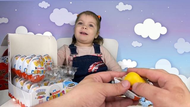 Большая распаковка Kinder Surprise киндеры из коллекции с животными #детскийканал #funnymoments