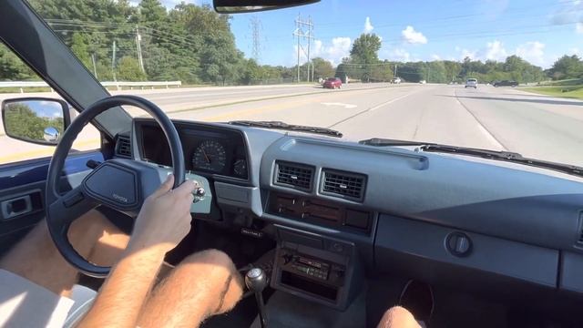 1987 Toyota pickup driving смотреть онлайн
