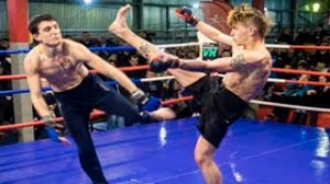 ЛЮТЫЙ ПСИХ против Романтика, Хороший Бой !!!