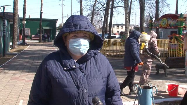 Парки и скверы обработали от клещей смотреть онлайн