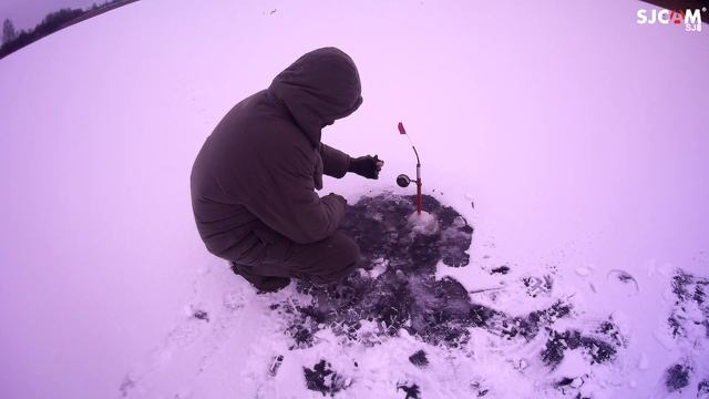 Рыбалка на жерлицы. Второй "первый" лёд. Сумасшедший клёв щуки. Выпуск 36. Crazy biting pike. смотреть онлайн
