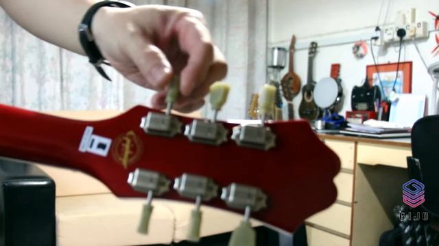 Unboxing Epiphone Limited Edition EJ-200 Artist Acoustic Jumbo Guitar смотреть онлайн