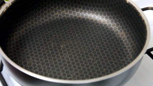 Оякодон — японский омлет с курицей и рисом. Кулинария. Рецепты. Понятно о вкусном. смотреть онлайн