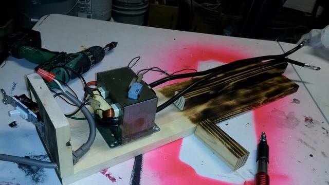 DIY M.O.T. spot welder from mostly microwave parts смотреть онлайн