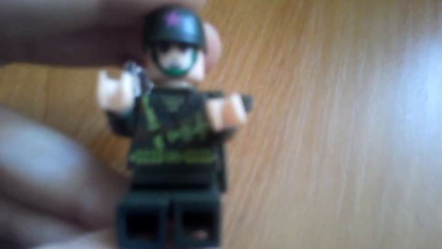 Обзор на набор брик серии Combat Zones номер 811 смотреть онлайн