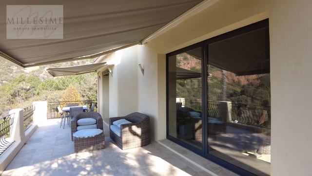 Villa Vue Mer Imprenable Agay / Saint-Raphaël - A VENDRE - Villa réf 157 - Millésime Immobilier Aga смотреть онлайн