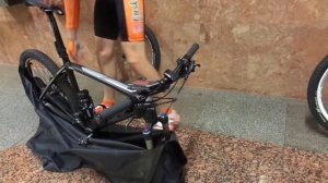 Взрослый велосипед в метро (вариант 2)