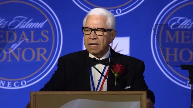 Andy Madadian - Ellis Island Medals Of Honor, New York - May 13, 2017 смотреть онлайн