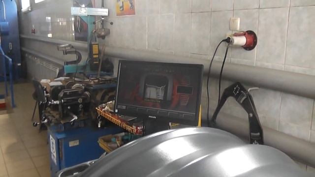 Балансируем кривые колеса на УАЗ Патриот 300 грамм на каждом колесе. смотреть онлайн