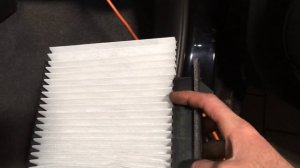 Как поменять фильтр салона Nissan Tiida