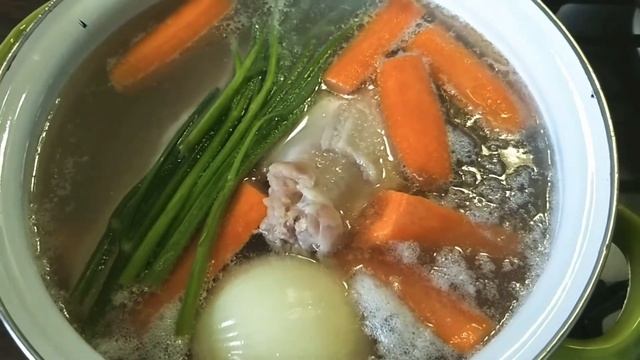 Прозрачный и вкусный куриный бульон!все секреты) Попробуем?)