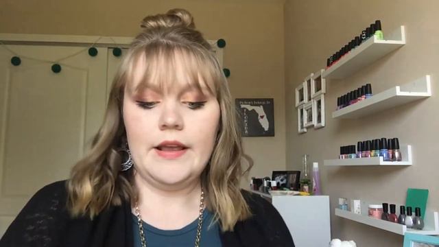 Jesse's Girl Signature Lipstick Collection Swatches смотреть онлайн