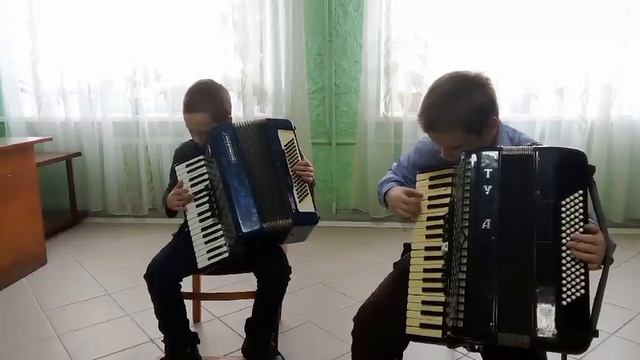 Перелож.Р.Гречухиной"Латышская полька" исп. Бубнов Денис и Астрейко Захар смотреть онлайн
