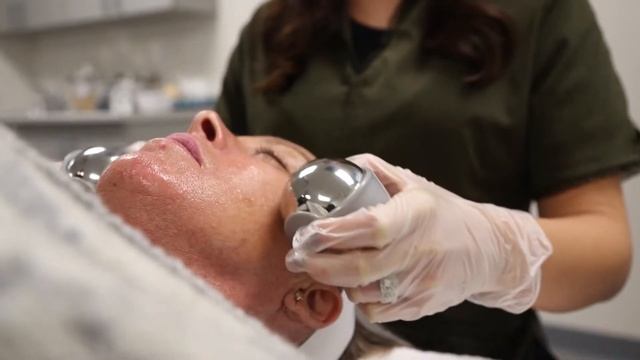 Криотерапия в косметологии CryoGlobes смотреть онлайн