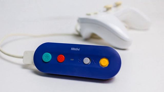 RGB для N64 и GameBoy. Ретроигры в Израиле и аэропорте Парижа. Кроссовки Nike N64/ Drom-дайджест #1 смотреть онлайн