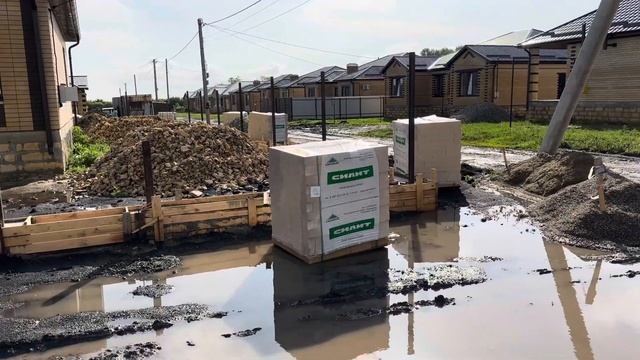 Забор с колоннами в две стороны и заполнением текстурный лист? смотреть онлайн