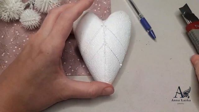 ИГРУШКИ НА ЕЛКУ СВОИМИ РУКАМИ. БАРХАТНЫЕ ИГРУШКИ НА ЕЛКУ. CHRISTMAS DIY смотреть онлайн