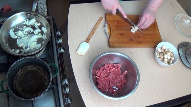Бефстроганов!!! Я покажу как сделать его быстро вкусно и недорого смотреть онлайн
