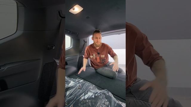 Что изменилось в багажнике у нового Land Cruiser 300?? Для заказа авто +996772548815 (wa)