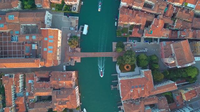Venice, Italy | Beautiful Scenery | Aerial Drone Tour 4K смотреть онлайн
