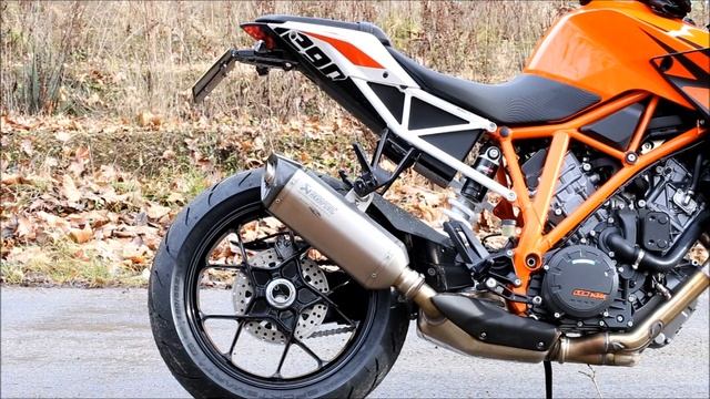 KTM 1290 Super Duke R смотреть онлайн