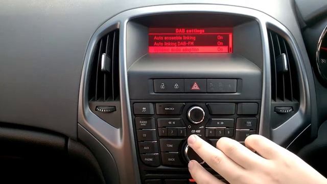 Video 11 CD400 Radio guide (Vauxhall Astra J GTC) смотреть онлайн