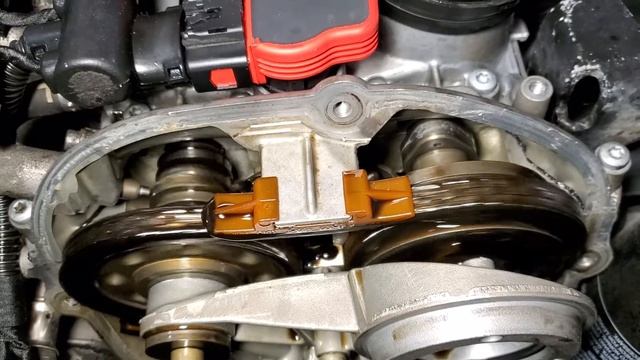 Audi A4 B8 (2010) Intake cam adjuster failure смотреть онлайн