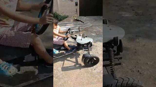 Малыш на багги смотреть онлайн