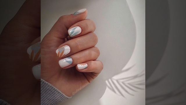 Маникюр 2022 | Современные тренды и оригинальные идеи, самые интересные новинки в маникюре смотреть онлайн