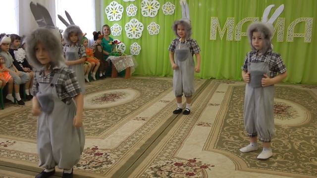 Утренник 8 Марта в средней группе 2016 Муз  рук  Максюта Г  В
