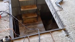 Козырёк над воротами гаража. Навес своими руками. Основательная защита от солнца, снега и воды.