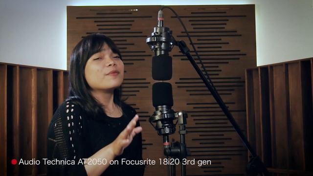 Comparison Microphone Preamp Alctron MP73V2 versus Focusrite 18i20 3rd Gen (Female Voice) смотреть онлайн