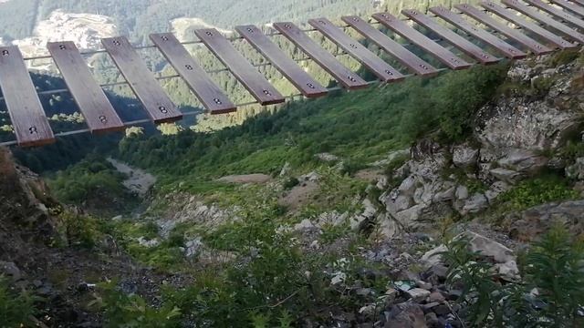 Высота 2300. КРАСНАЯ ПОЛЯНА. Лестница над пропастью смотреть онлайн