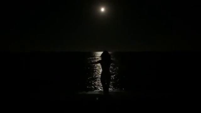 Отражение луны на воде смотреть онлайн