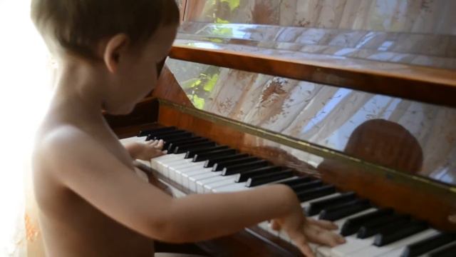 В 3 года поёт!!! И играет - Чик Кориа не меньше))) смотреть онлайн