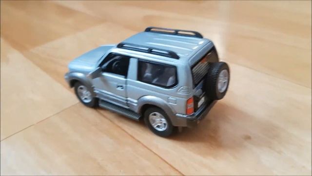 Diecast Toyota Land Cruiser 1:43 Scale. Автомодели.Обзор смотреть онлайн
