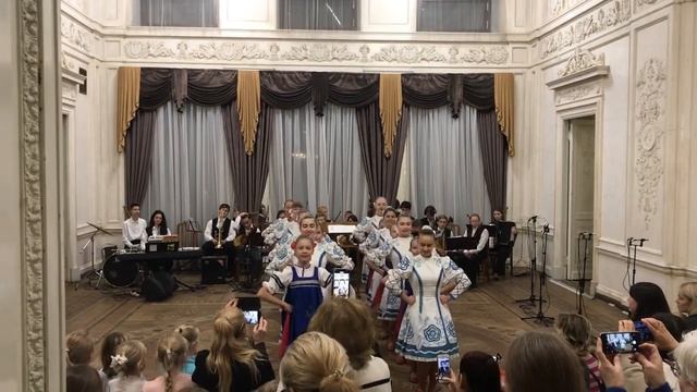 Праздничная плясовая смотреть онлайн