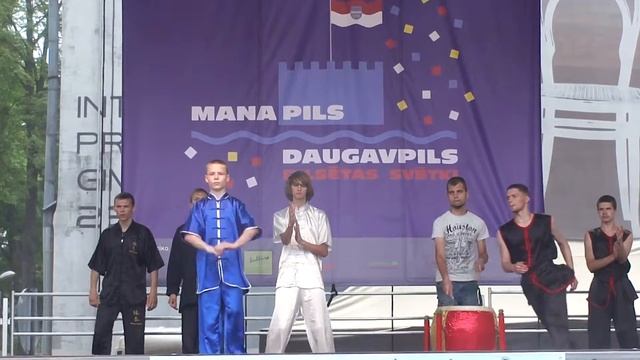 Выступление Daugavpils Wushu School Wingchun на праздник Даугавпилса 2013 смотреть онлайн
