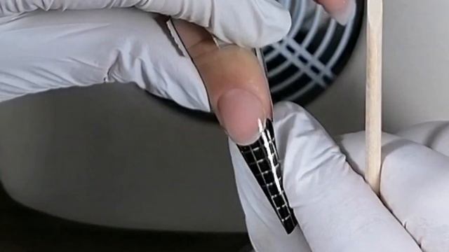 Наращивание гелем, декоративный топ смотреть онлайн