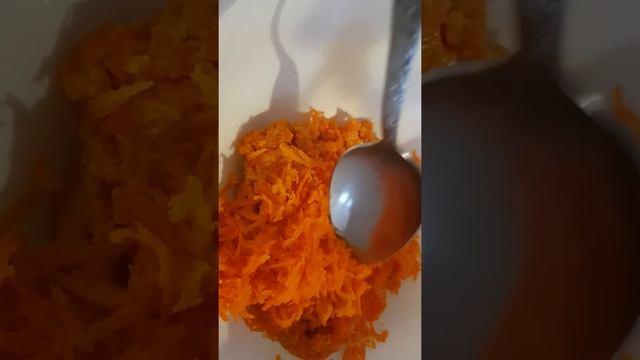 ДИЕТИЧЕСКИЕ МОРКОВНЫЕ КОТЛЕТЫ смотреть онлайн